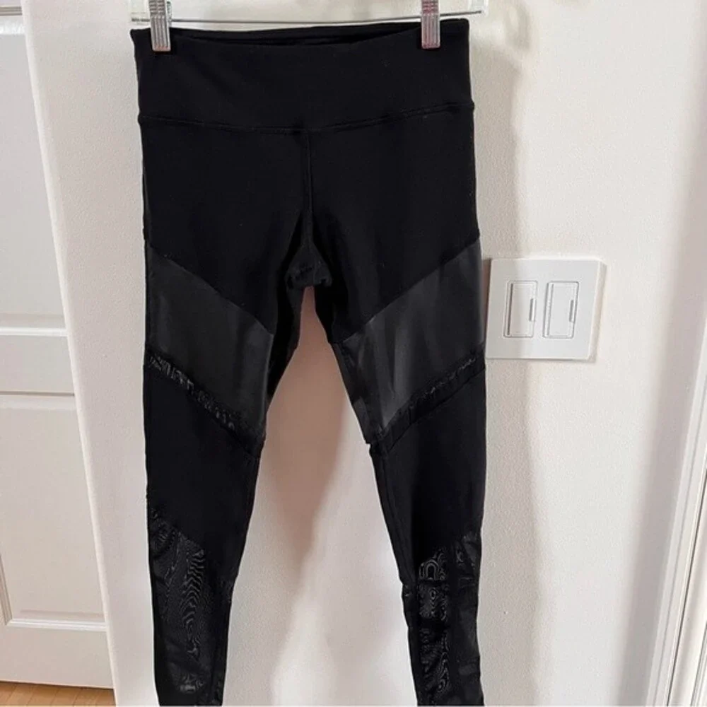 Alo Yoga Sheila Mesh Panels Leggings Athletic Gym Moto in Black S